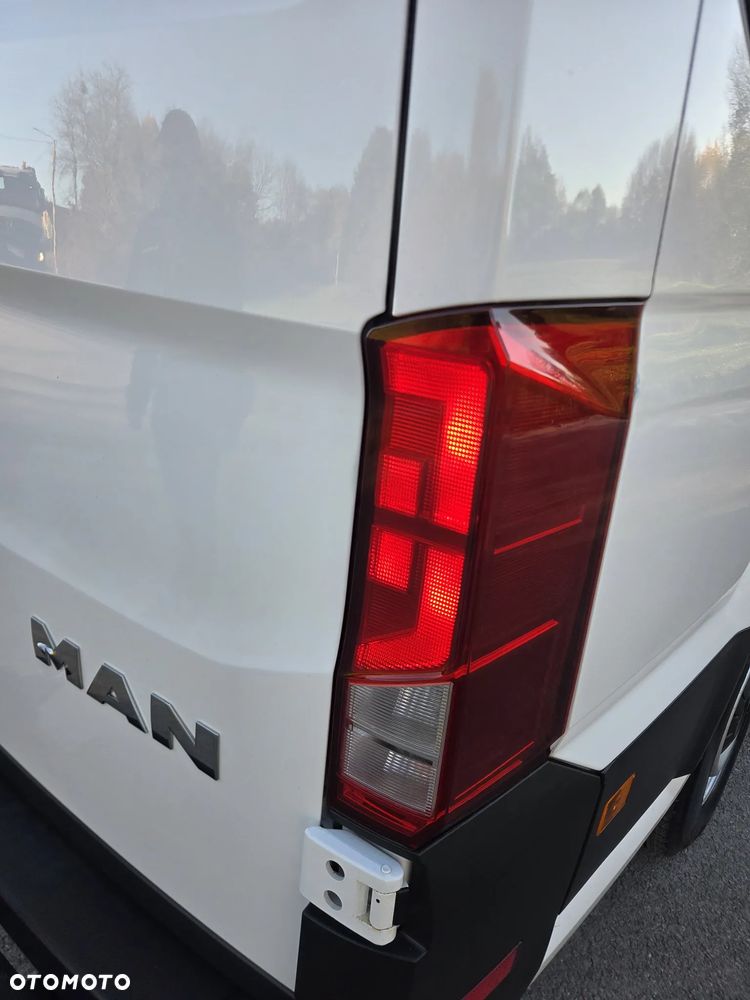 MAN TGE - 28