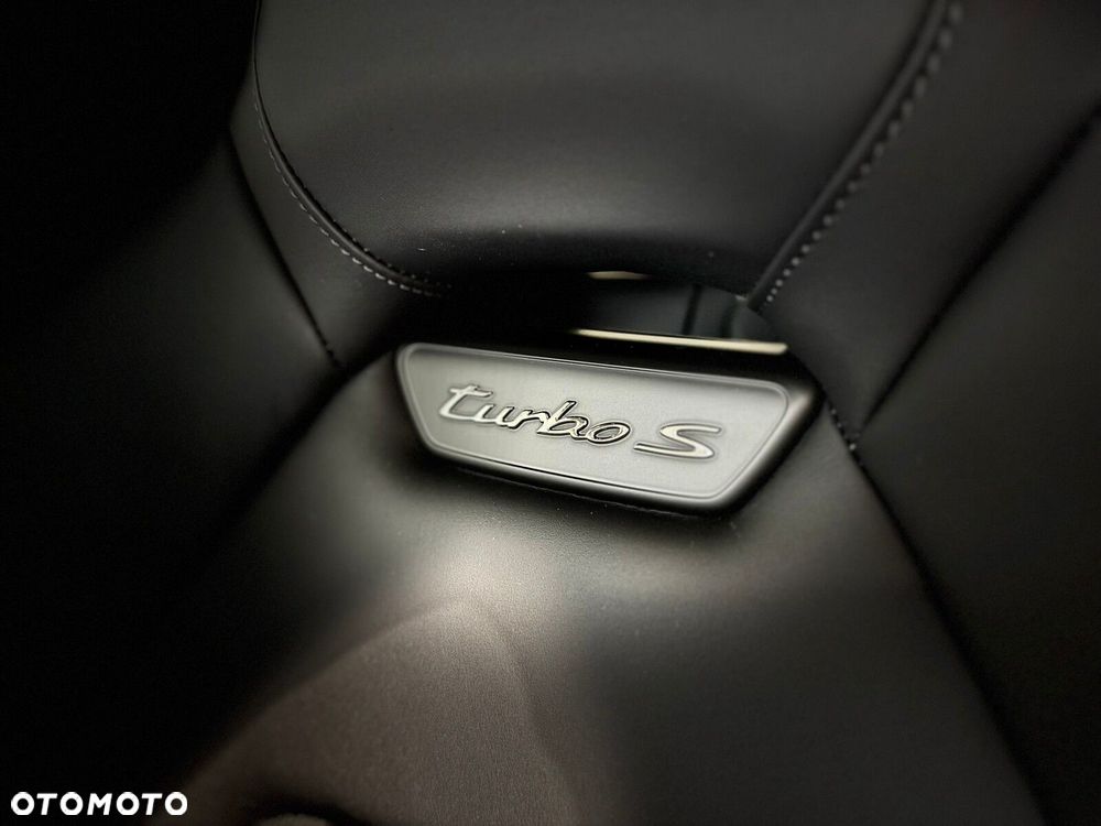 Porsche Panamera - 26