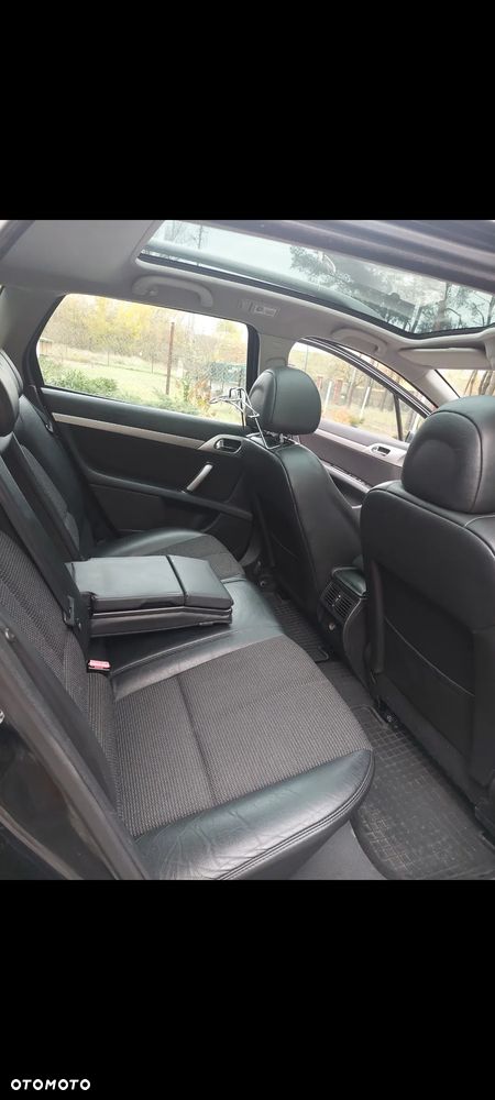 Peugeot 407 - 9