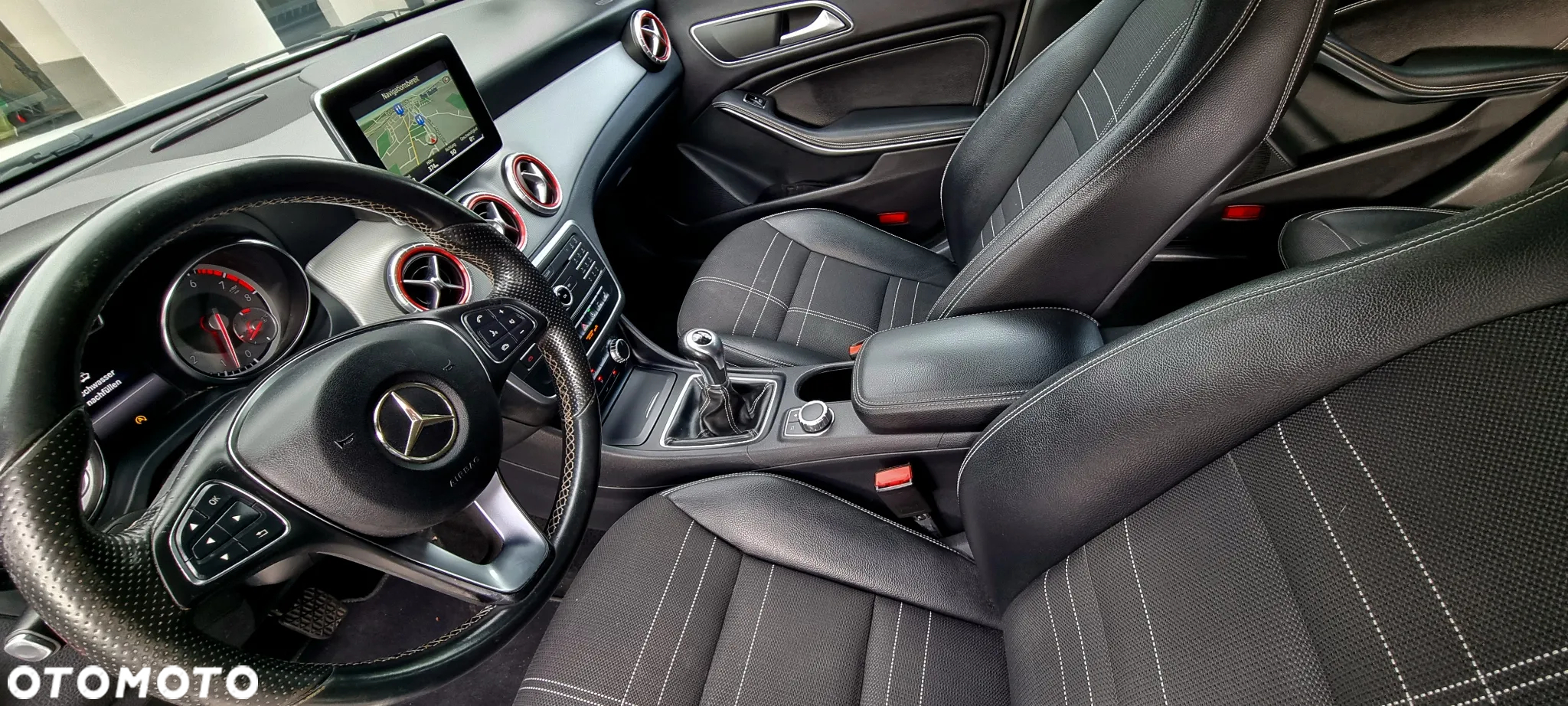 Mercedes-Benz CLA Shooting Brake 180 - 29