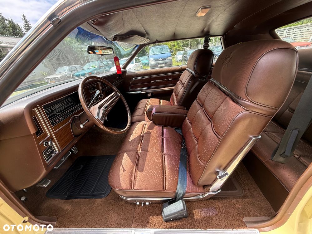 Mercury Marquis - 3