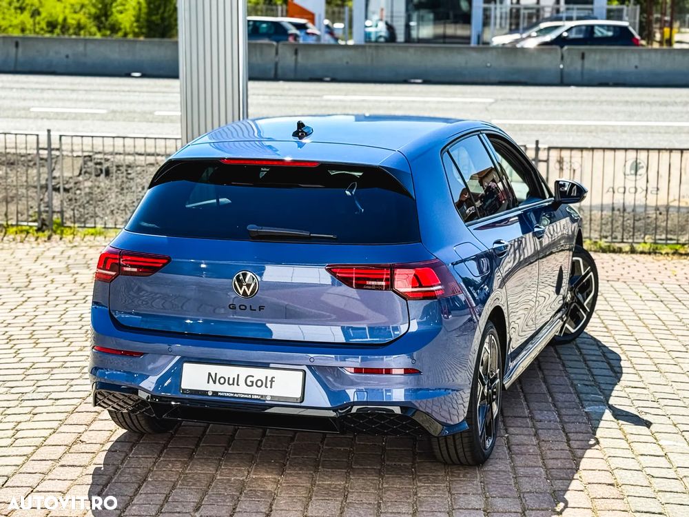 Volkswagen Golf 1.5 eTSI MHEV 150CP DSG R-Line - 32