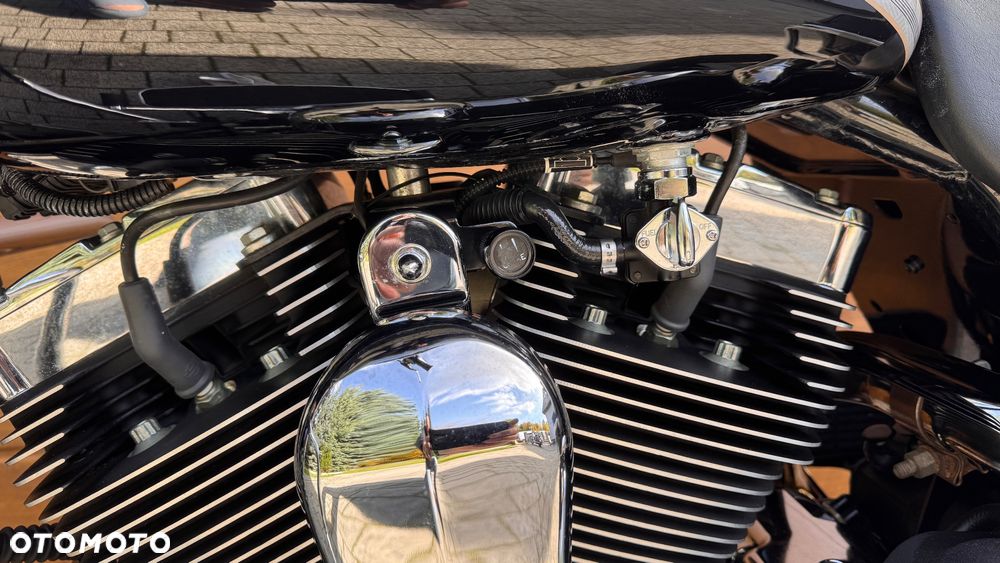 Harley-Davidson Touring Road King - 27