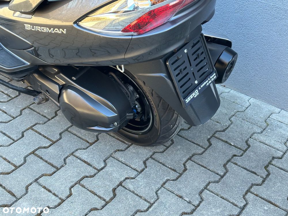 Suzuki Burgman - 15