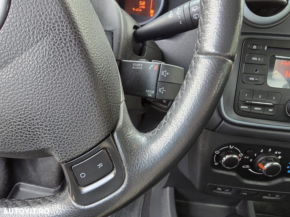 Dacia Lodgy 1.5 dCi 90 CP Stepway - 24