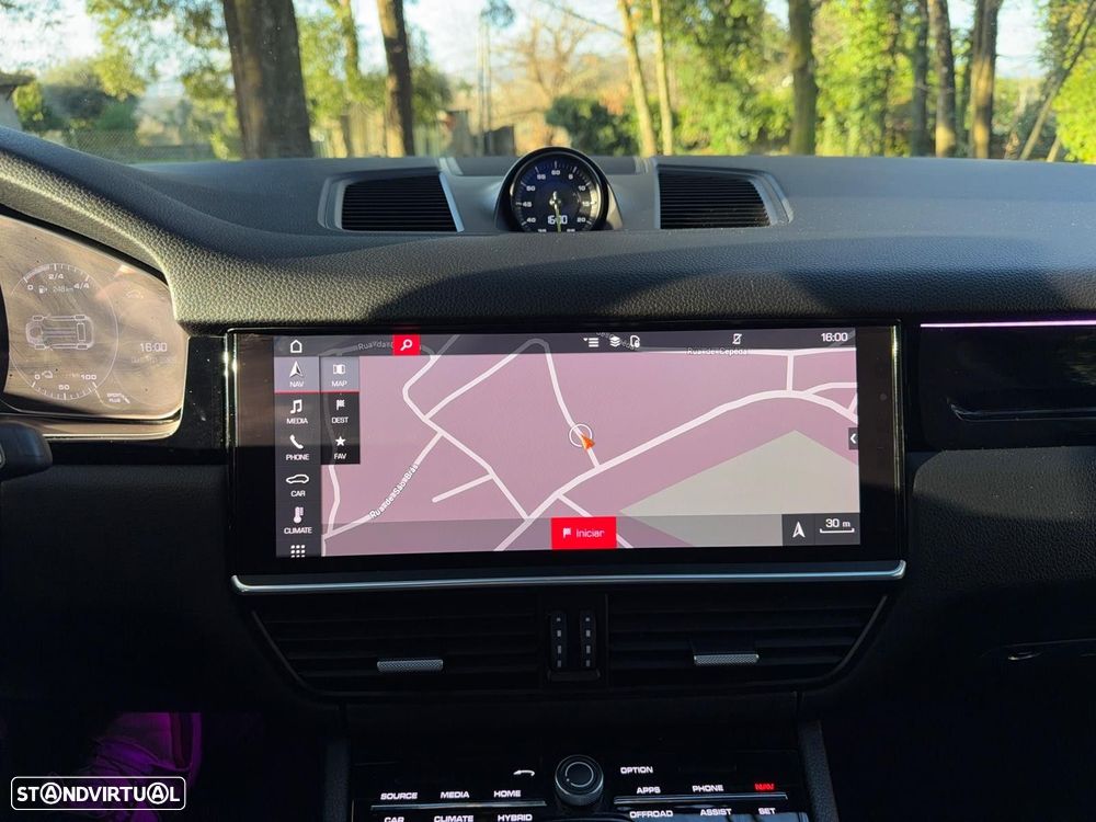 Porsche Cayenne E-Hybrid - 25