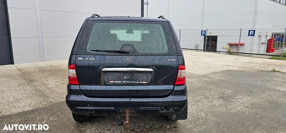 Mercedes-Benz ML - 14