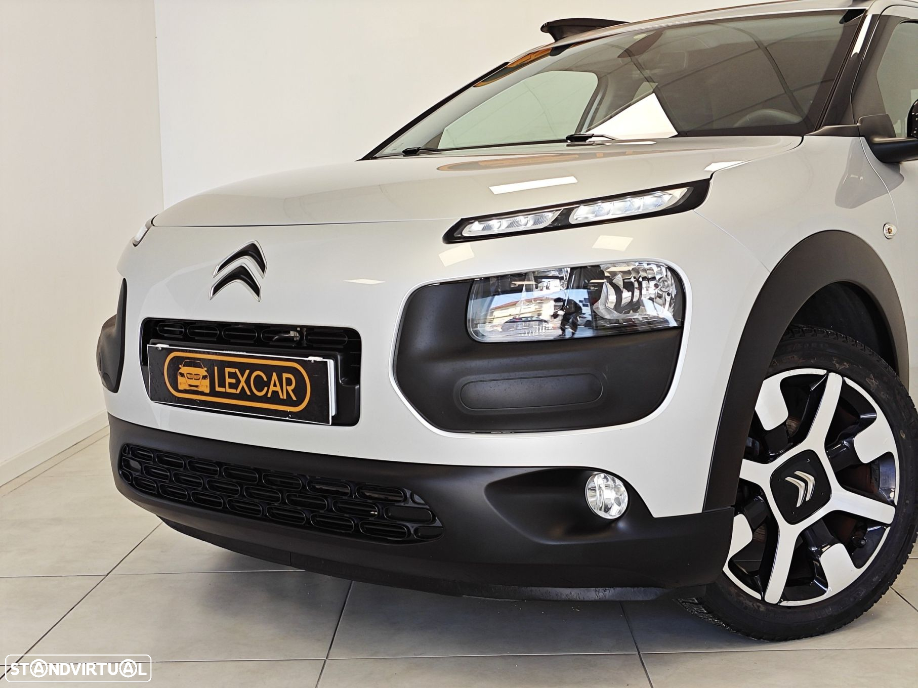 Citroën C4 Cactus 1.2 PureTech Shine - 4