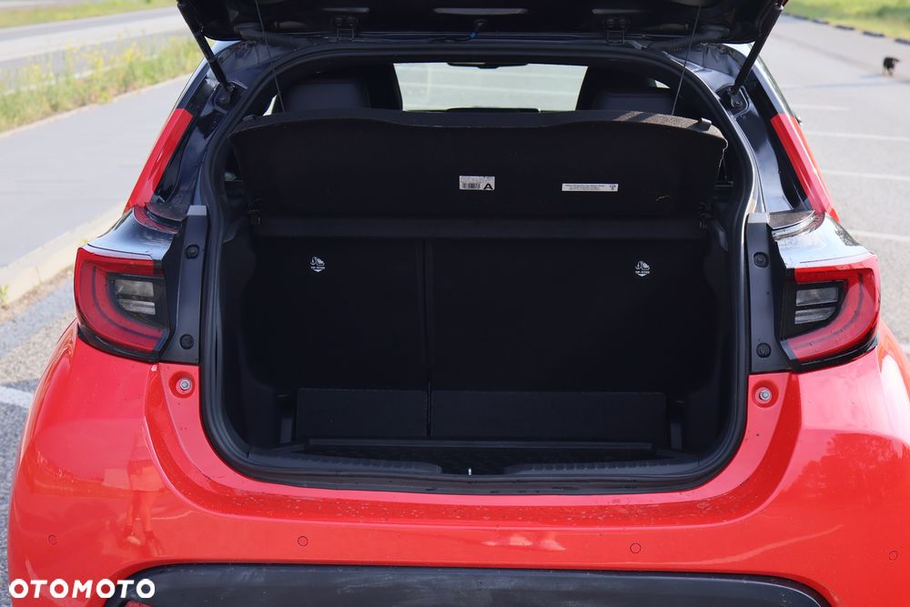 Toyota Yaris 1.5 Premium CVT - 17