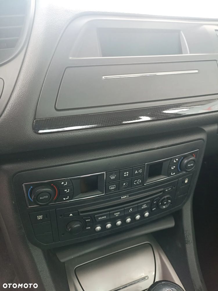 Citroën C5 2.0 HDi Attraction - 21