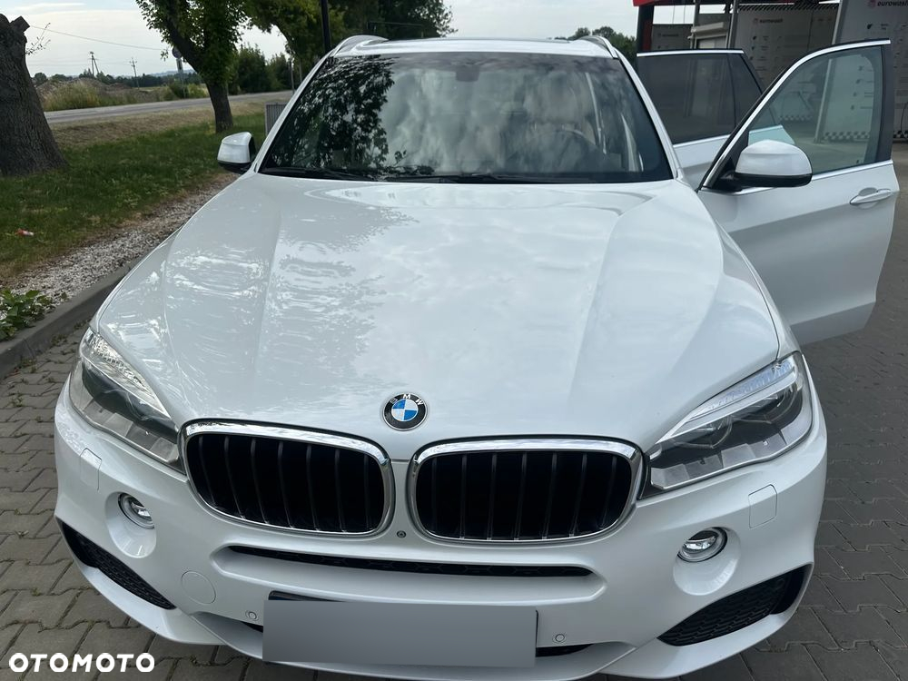 BMW X5 xDrive40d - 16