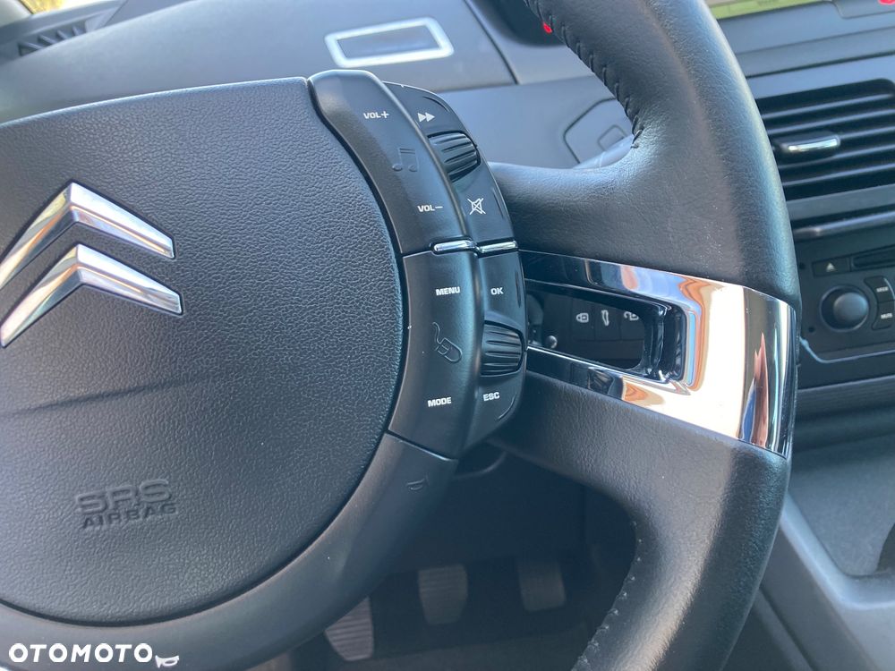 Citroën C4 Picasso - 10