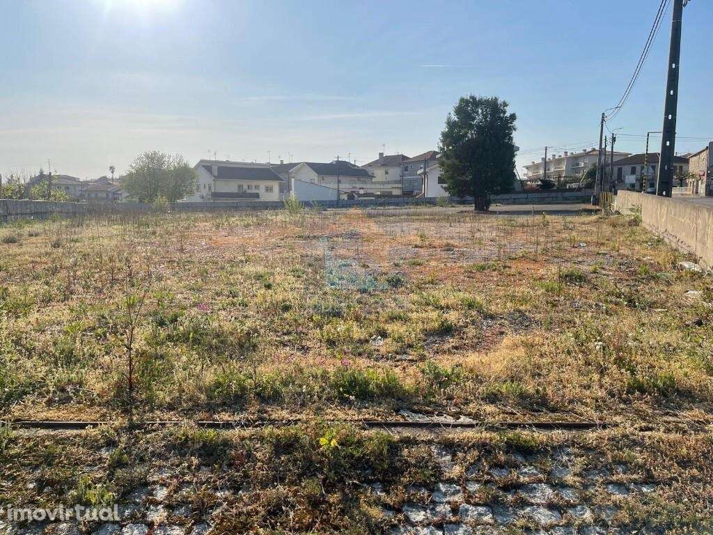 Venda Terreno - Grande imagem: 2/5