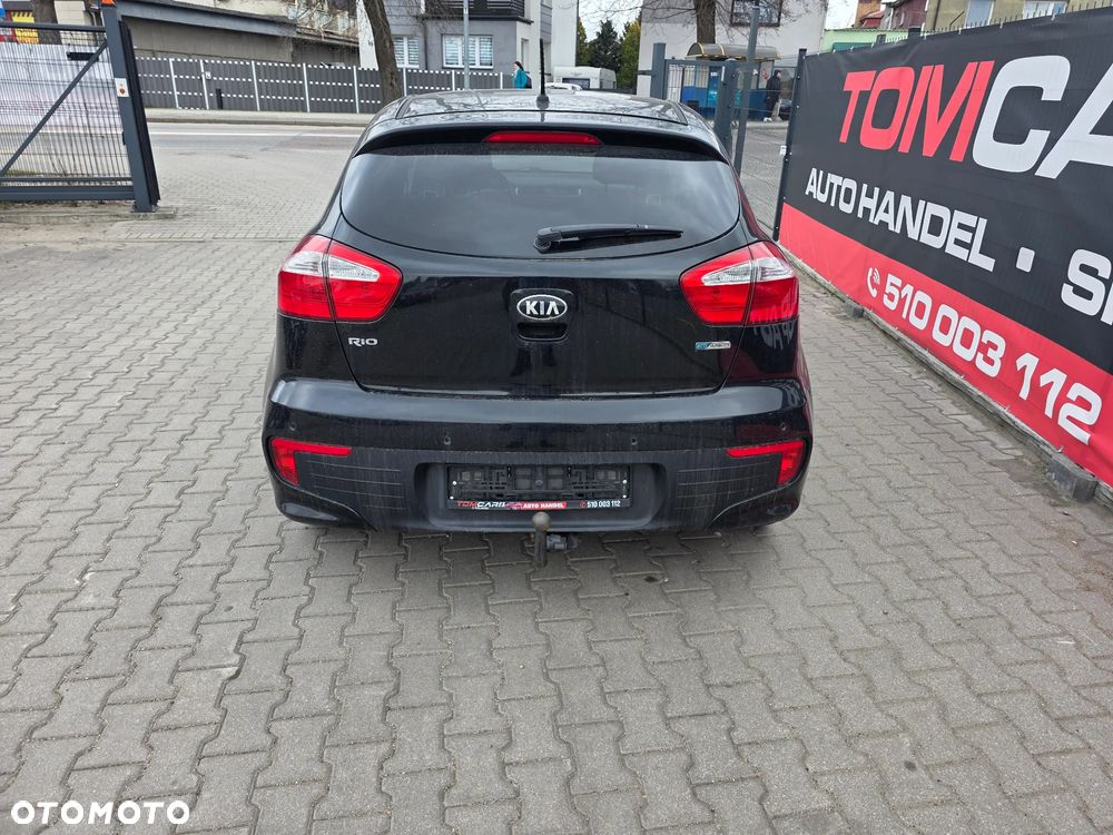 Kia Rio 1.2 ISG Uefa Euro 2016 - 12
