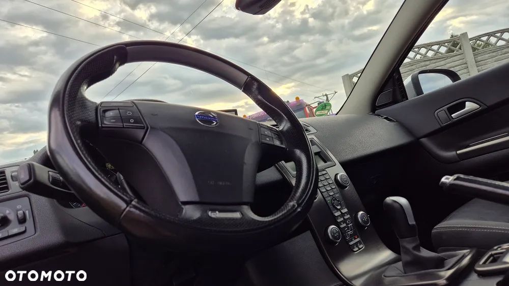 Volvo C30 D4 R-Design - 11