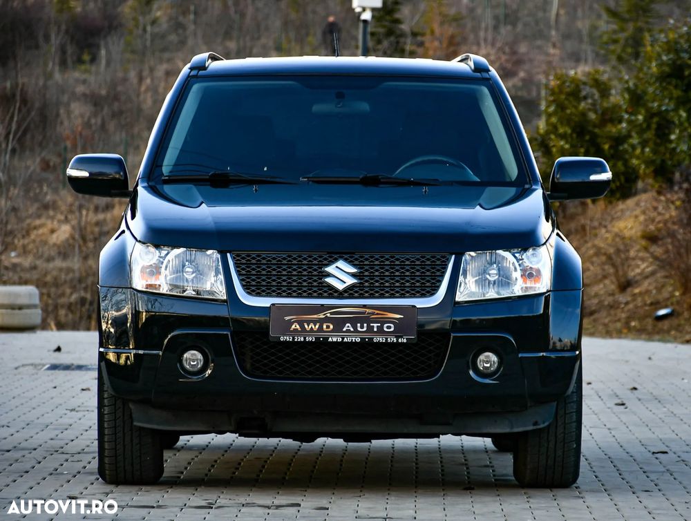 Suzuki Grand Vitara 2.4 Comfort - 15