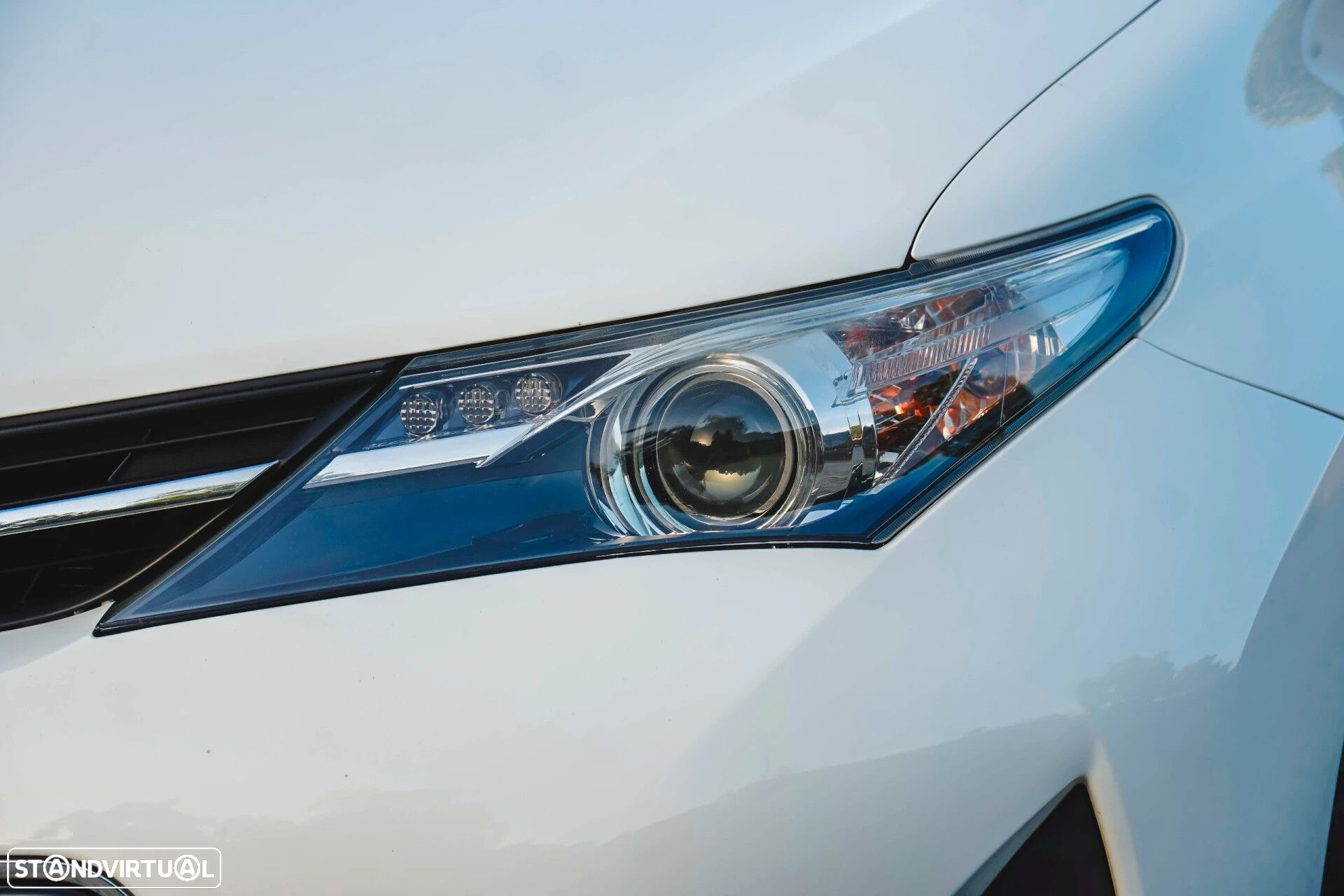 Toyota Auris 1.4 D-4D Comfort+J16+Navi - 32