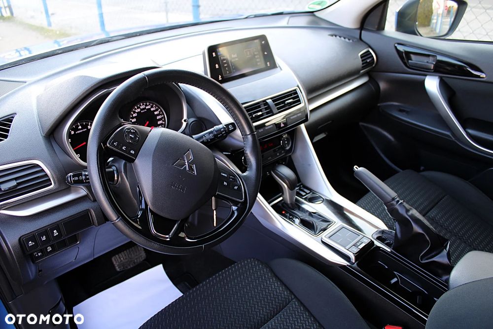 Mitsubishi Eclipse Cross - 14