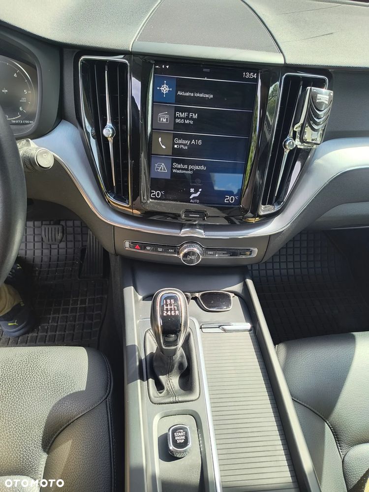 Volvo XC 60 D3 Momentum - 3