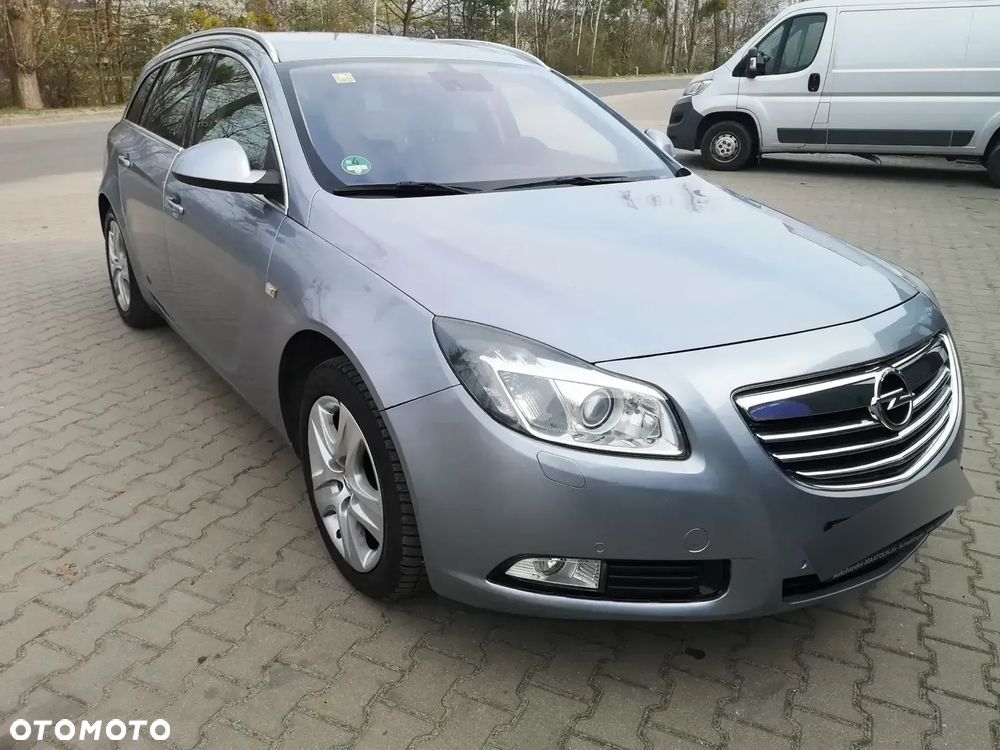 Opel Insignia 2.0 ECOTEC DI Turbo Sports Tourer Edition - 1
