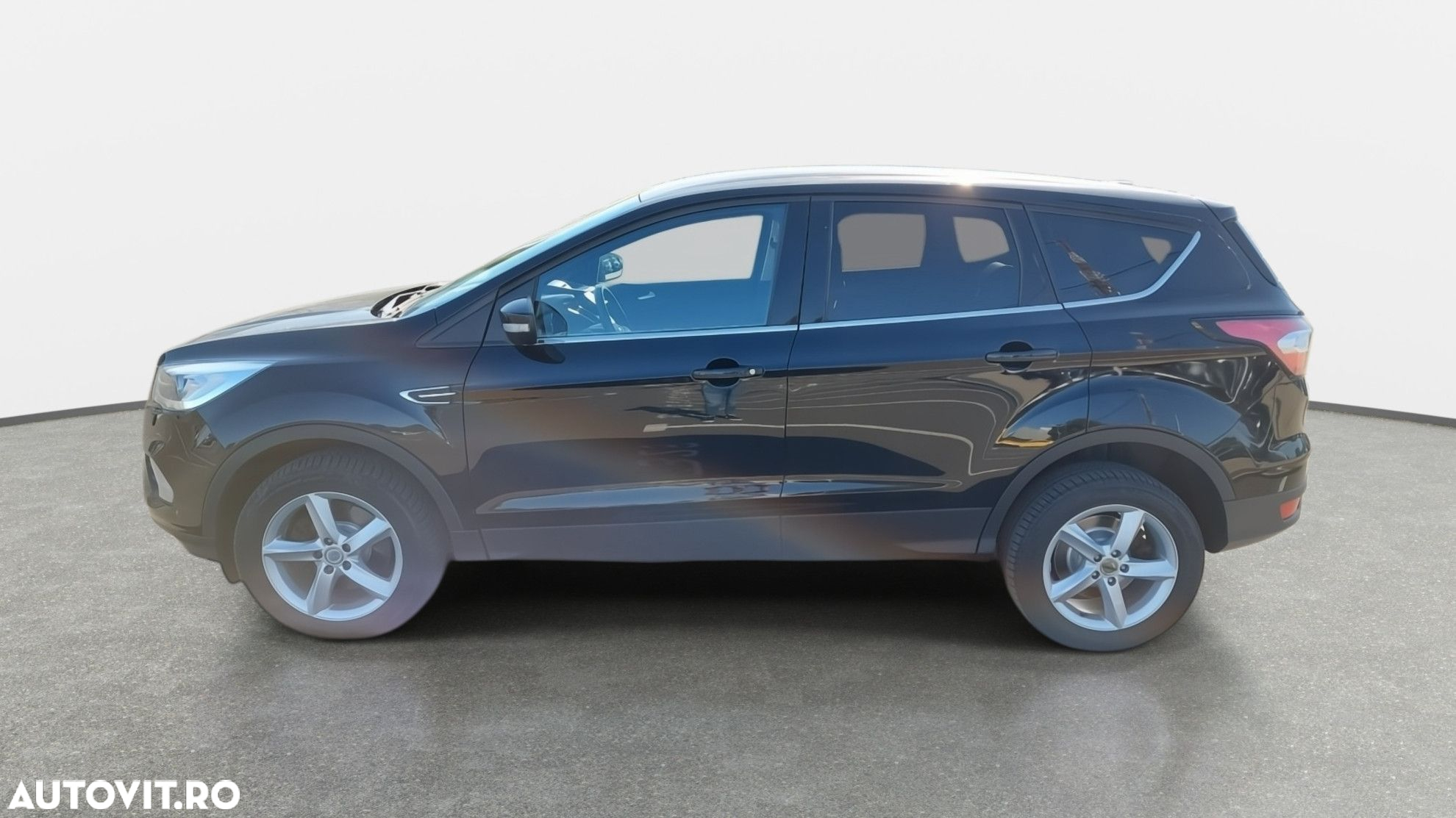Ford Kuga - 9