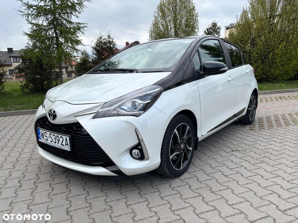 Toyota Yaris 1.5 Selection CVT - 12