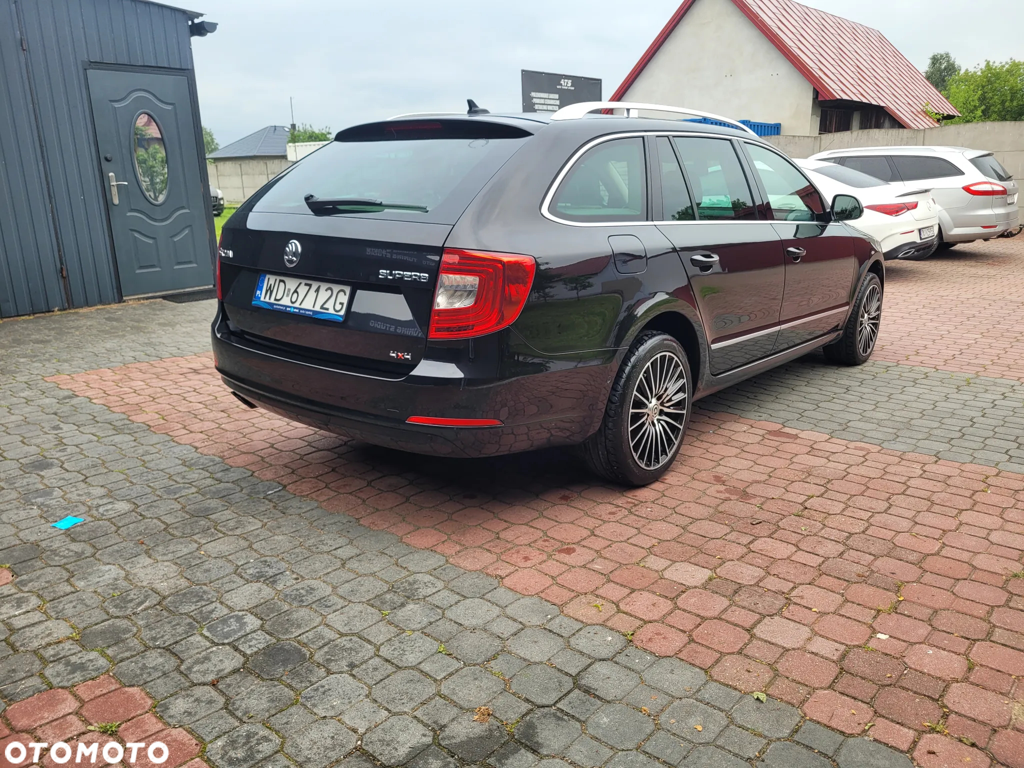 Skoda Superb 2.0 TDI 4x4 Platinum DSG - 3