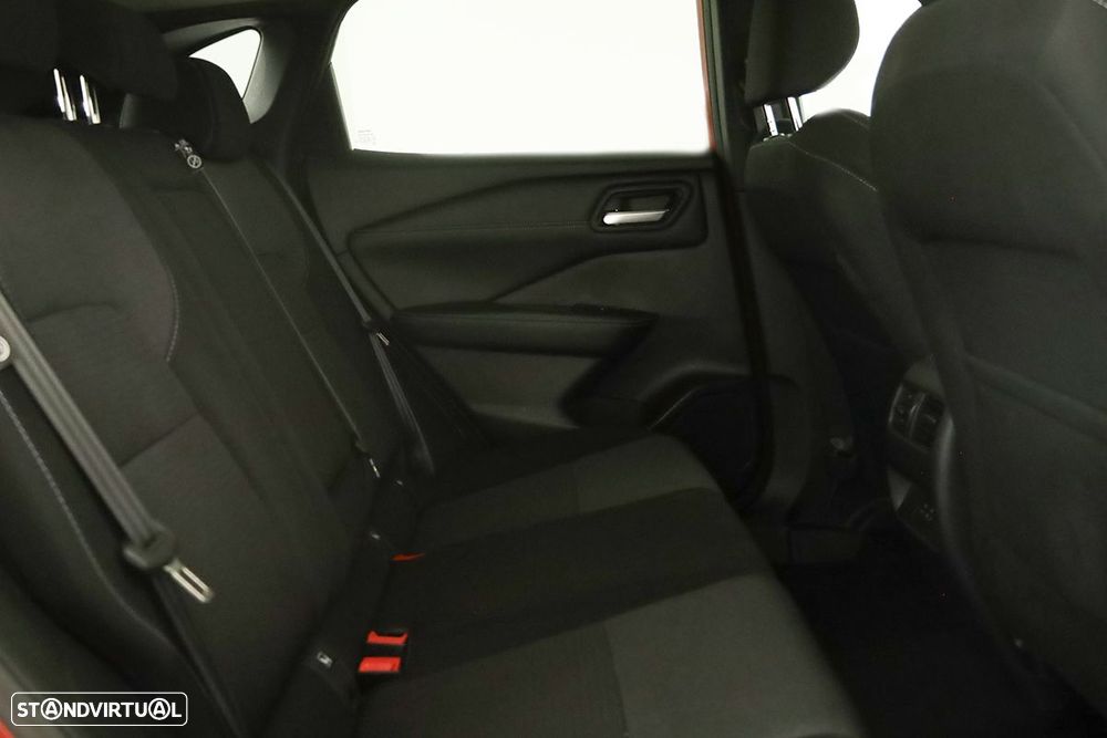 Nissan Qashqai 1.3 DIG-T N-Connecta LED Xtronic - 22