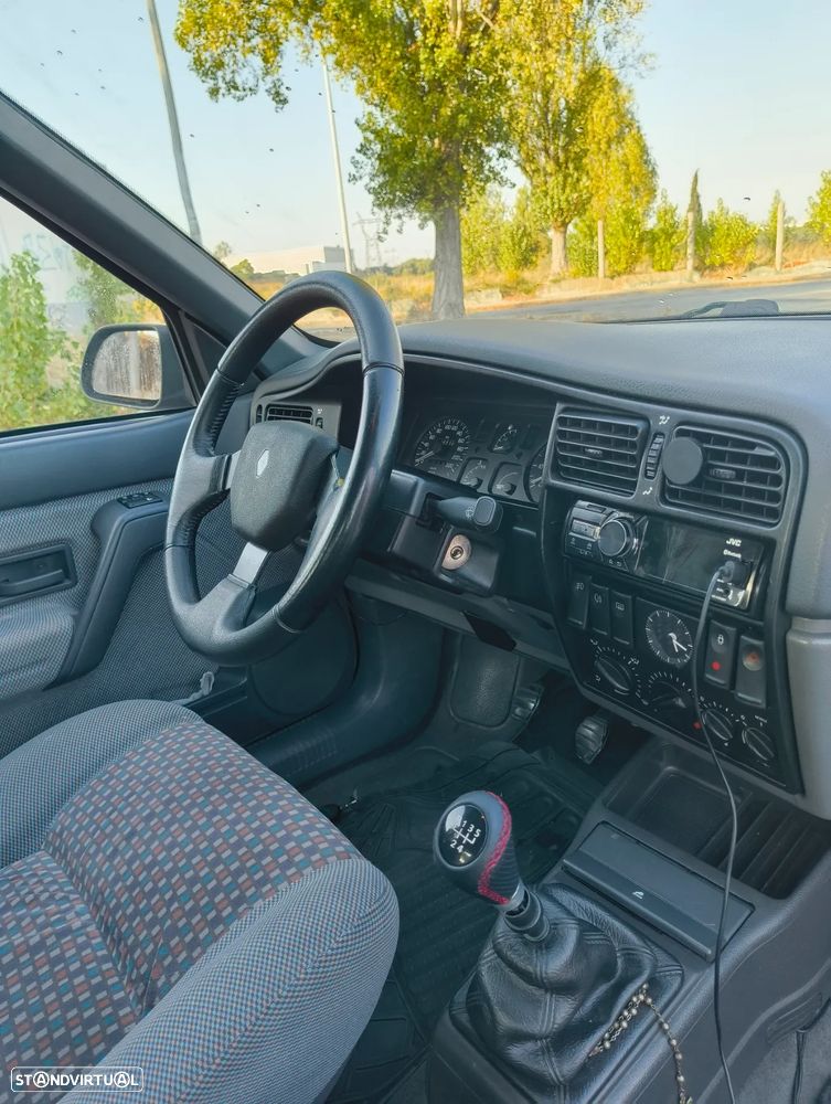 Renault 19 1.4 RTi - 10