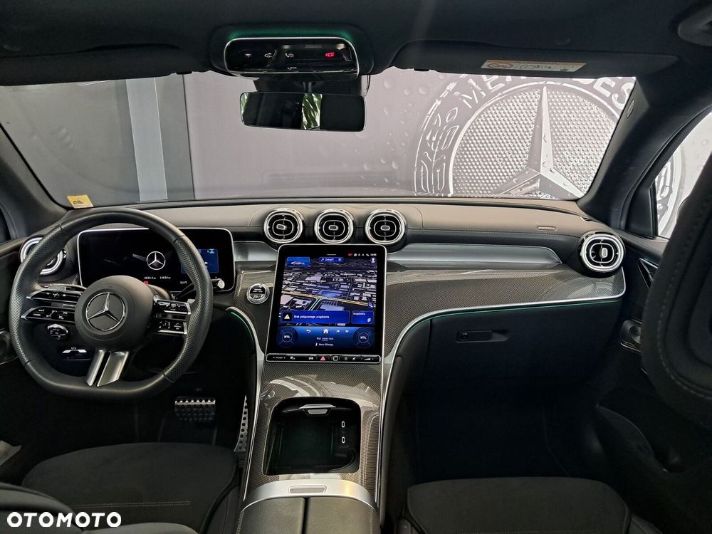 Mercedes-Benz GLC - 28