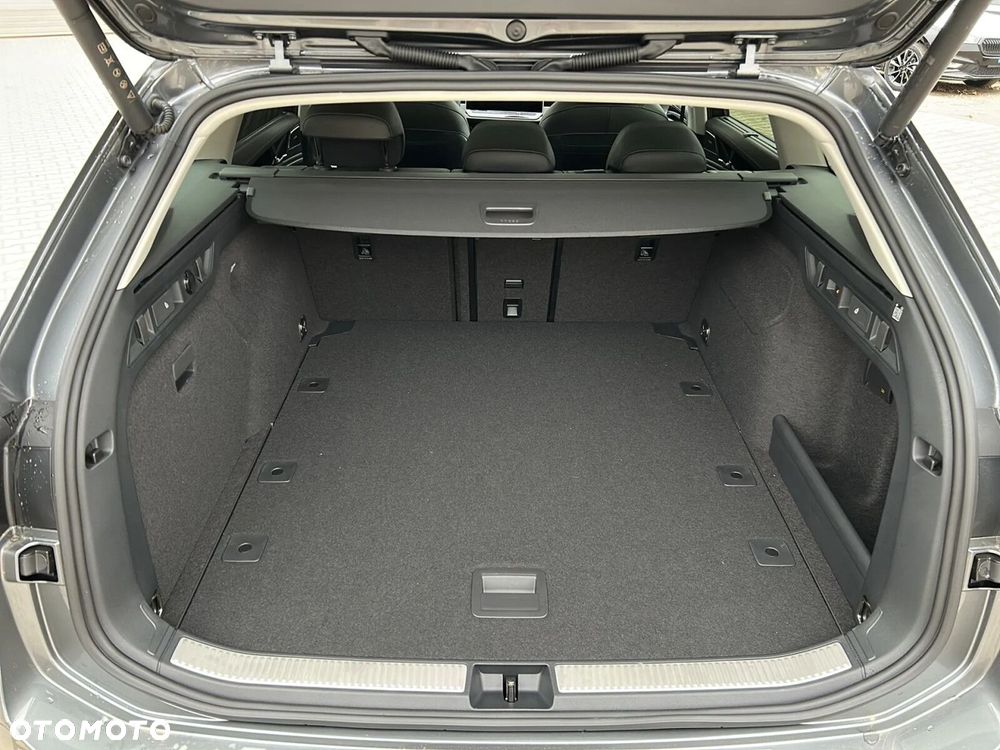 Volkswagen Passat Variant - 25