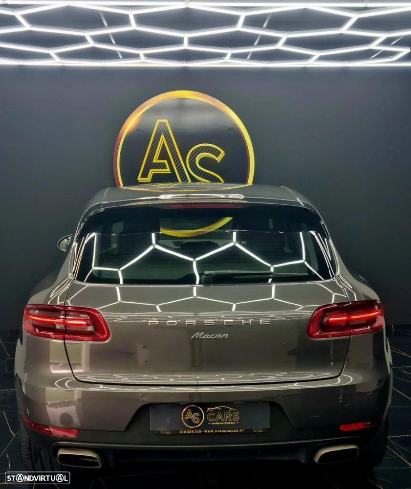 Porsche Macan - 58