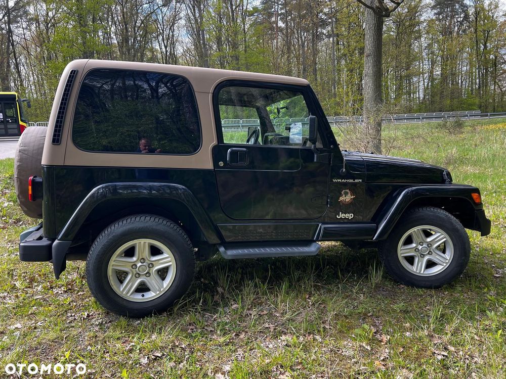 Jeep Wrangler 4.0 Sport - 22