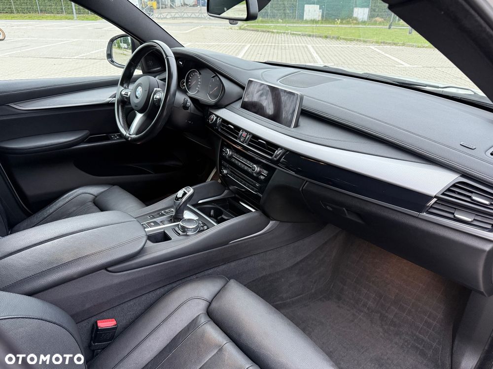 BMW X6 xDrive40d - 12