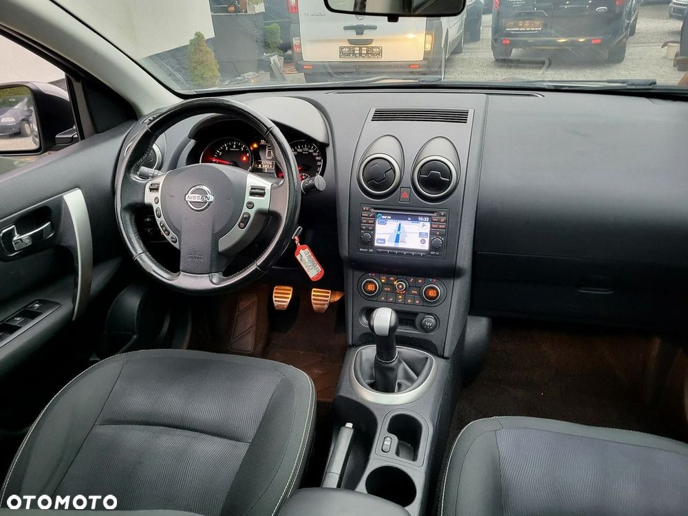 Nissan Qashqai - 12