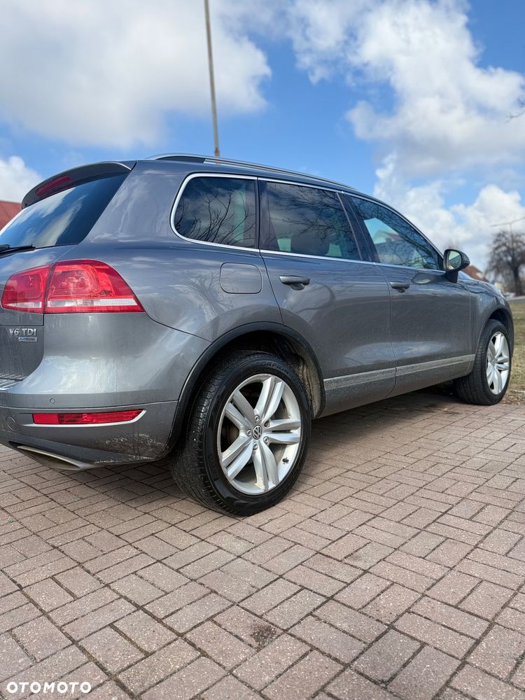 Volkswagen Touareg 3.0 V6 TDI BMT - 9