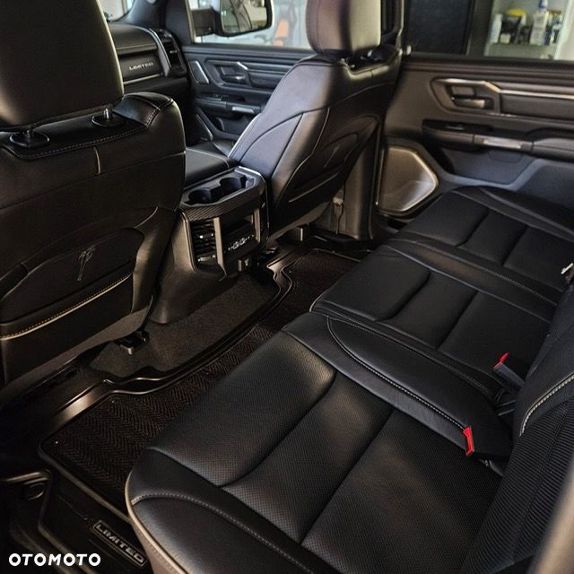 RAM 1500 5.7 Crew Cab Limited - 9