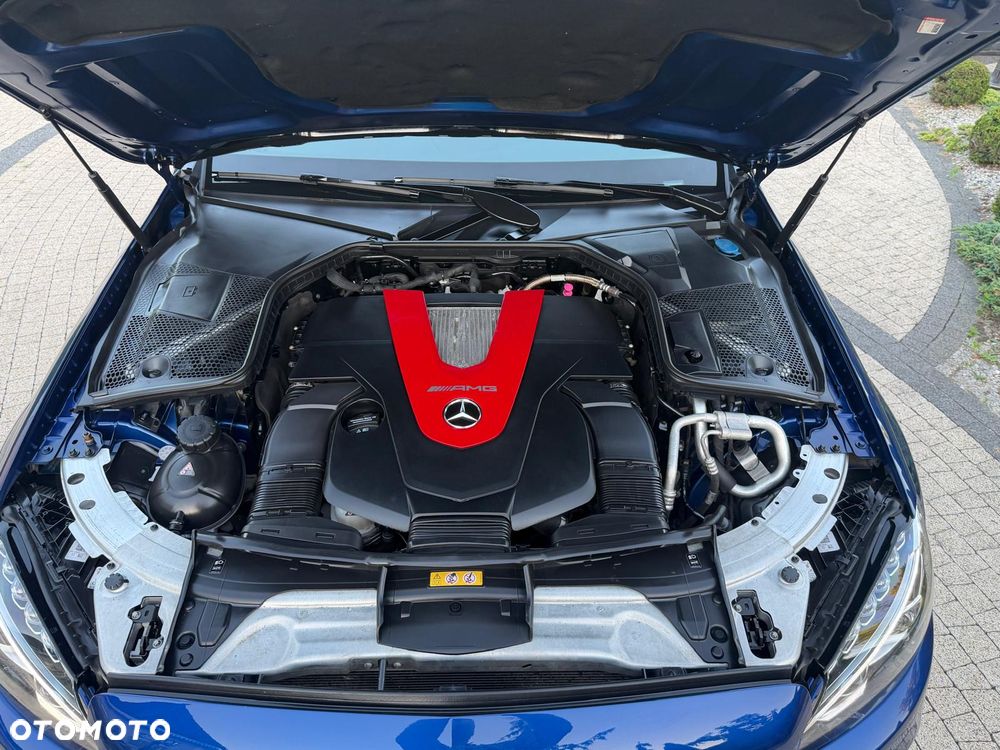 Mercedes-Benz Klasa C AMG 43 4Matic 9G-TRONIC - 28