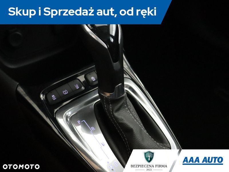 Opel Crossland X - 15