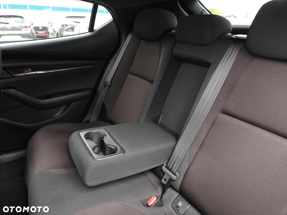 Mazda 3 - 16