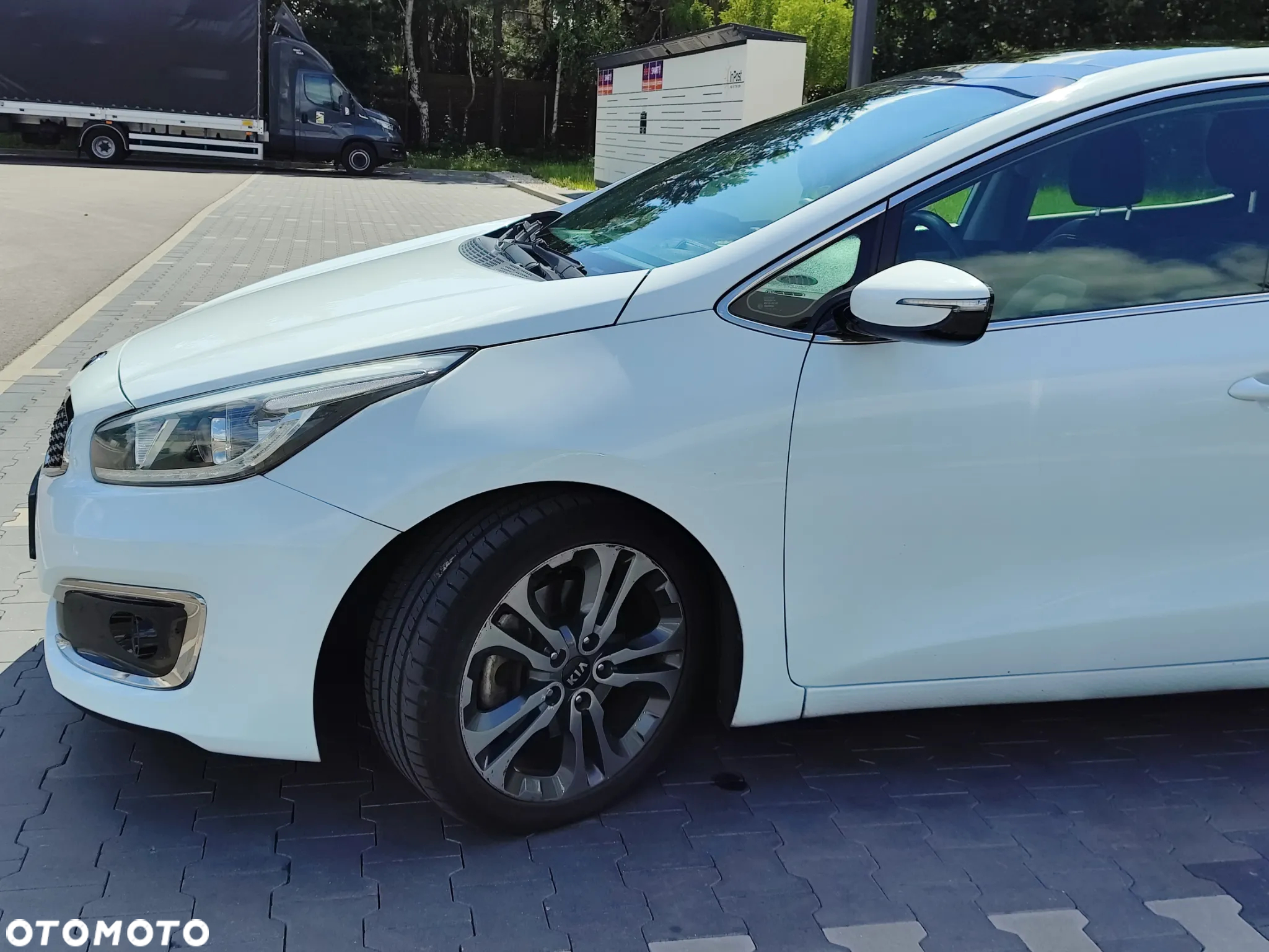 Kia Ceed 1.6 CRDi 128 Platinum Edition - 9