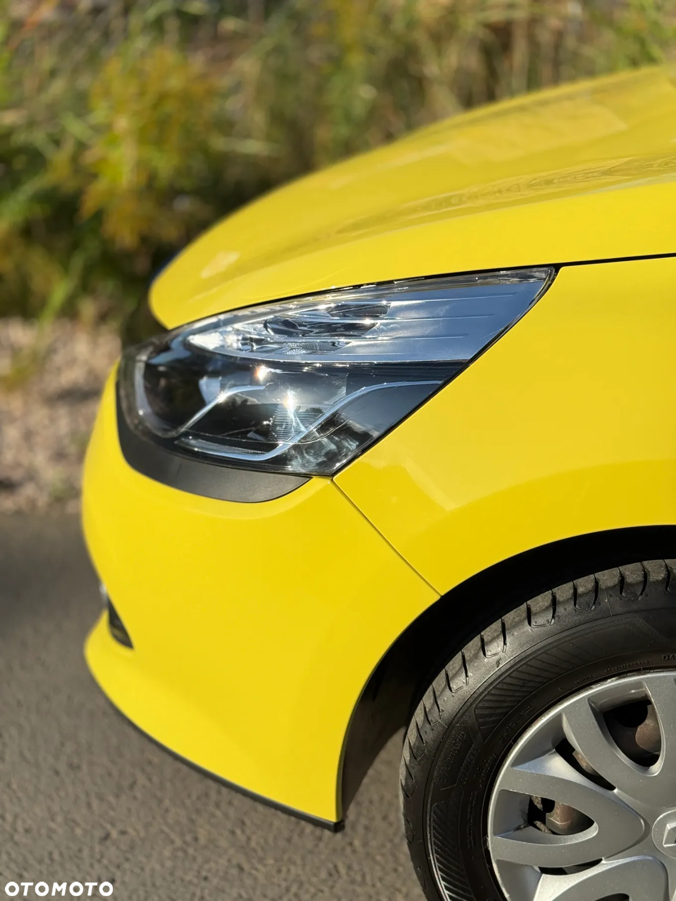 Renault Clio 1.2 16V Zen - 22