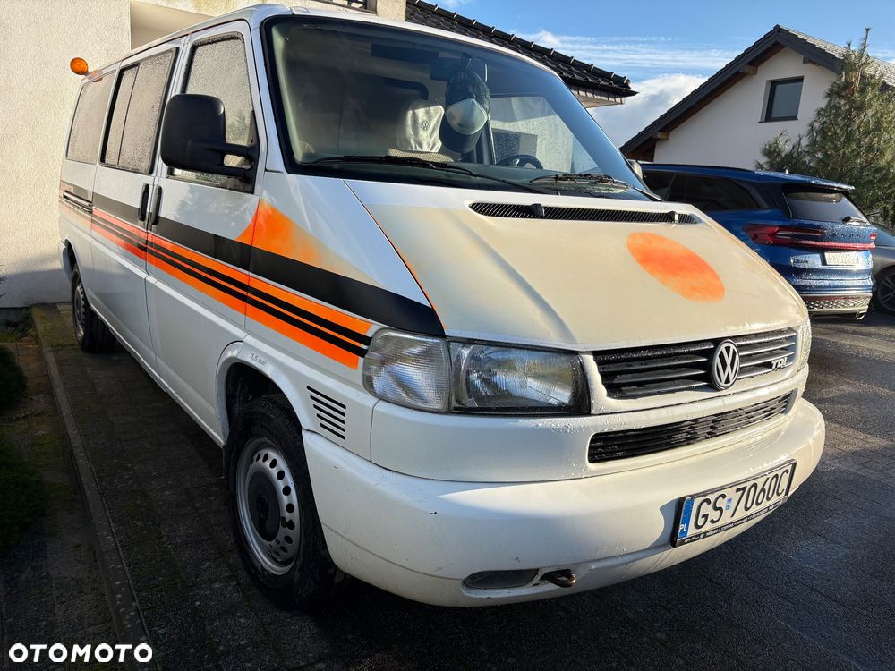 Volkswagen Transporter - 2
