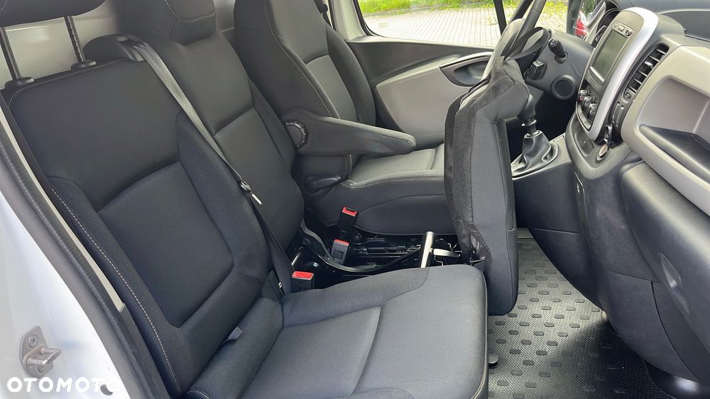 Renault Trafic - 20