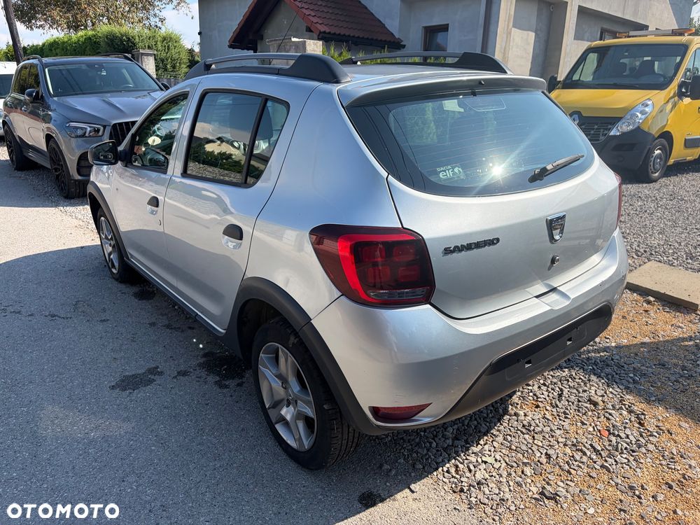 Dacia Sandero Stepway - 13