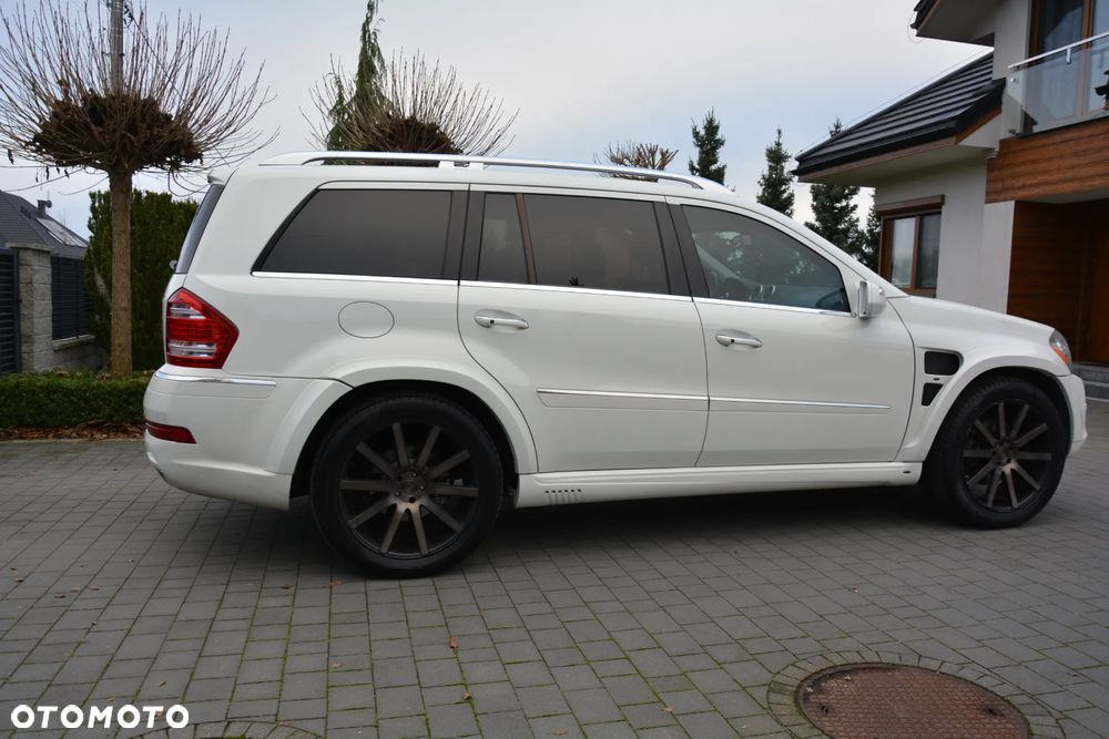 Mercedes-Benz GL 500 4Matic 7G-TRONIC - 38