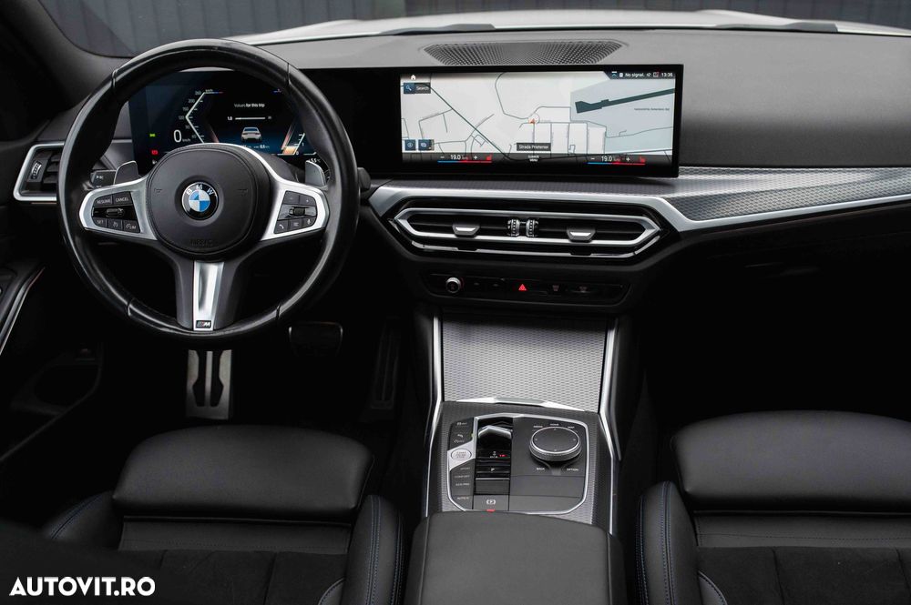 BMW Seria 3 318i Aut. M Sport - 32