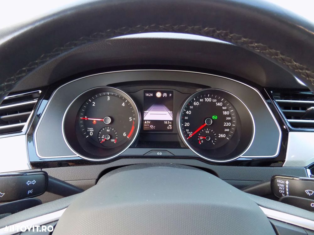 Volkswagen Passat Variant 2.0 TDI DSG Comfortline - 15