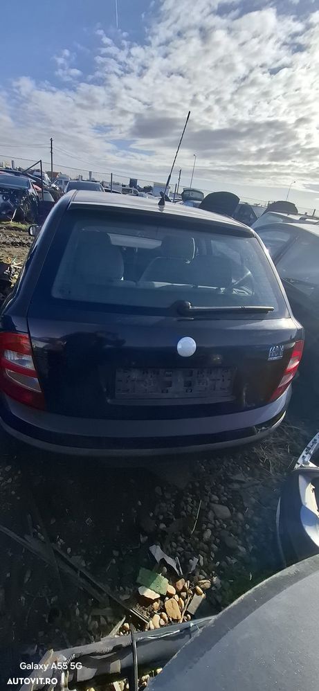 Dezmembrez Skoda Fabia - 6
