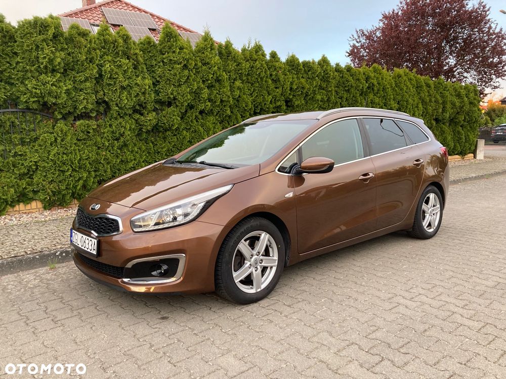 Kia Ceed 1.6 GDI L Business Line - 1